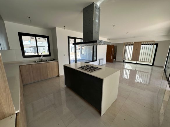 CASA 2 DORMITORIOS – DOCTA URBANIZACIÓN INTELIGENTE