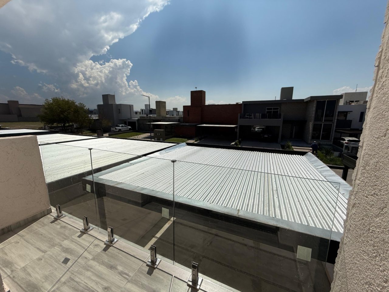 DUPLEX 3 DORMITORIOS – DOCTA URBANIZACIÓN INTELIGENTE, A ESTRENAR