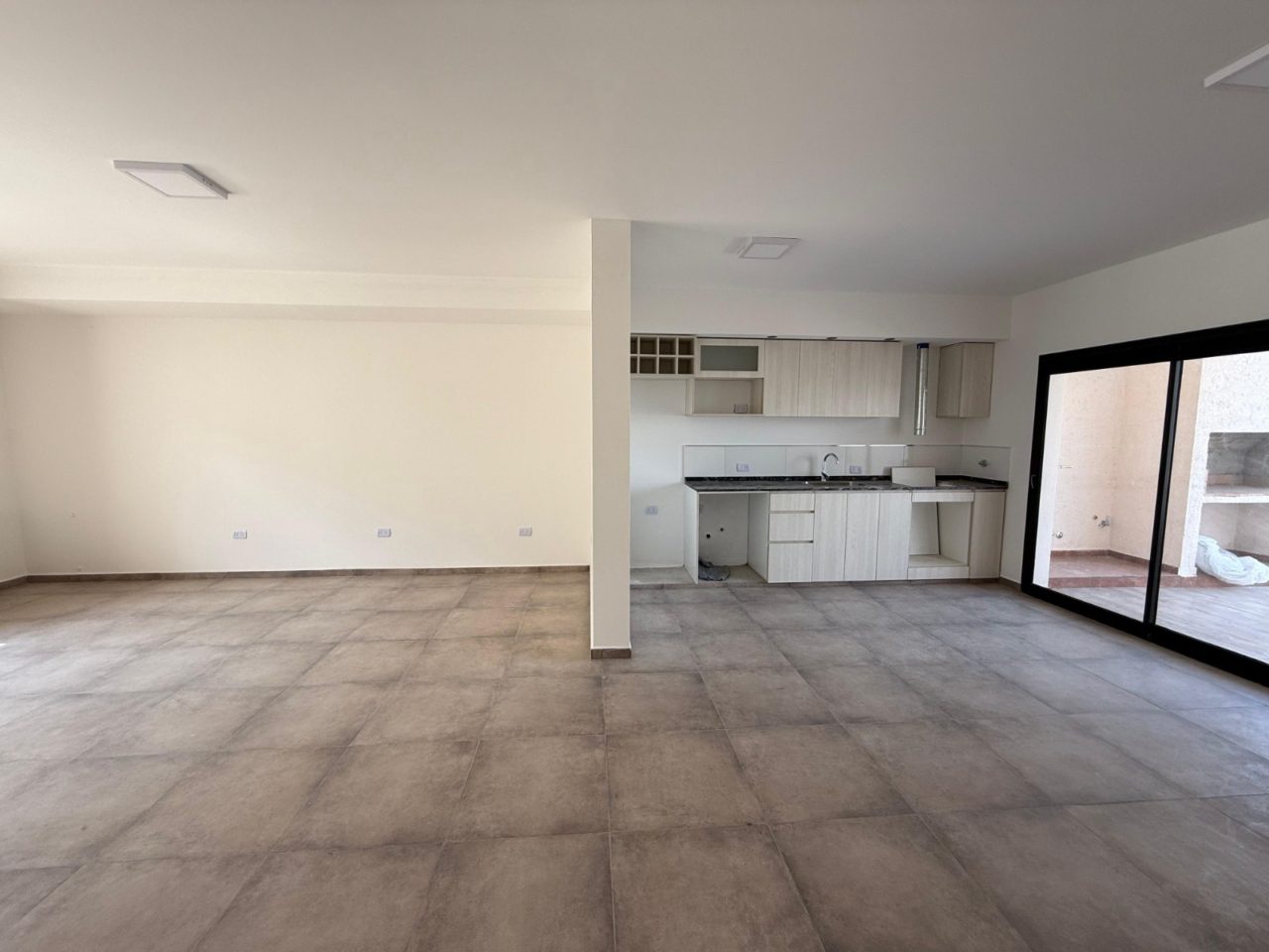 DUPLEX 3 DORMITORIOS – DOCTA URBANIZACIÓN INTELIGENTE, A ESTRENAR