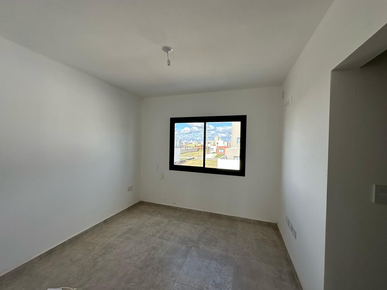 DUPLEX 3 DORMITORIOS – DOCTA URBANIZACIÓN INTELIGENTE