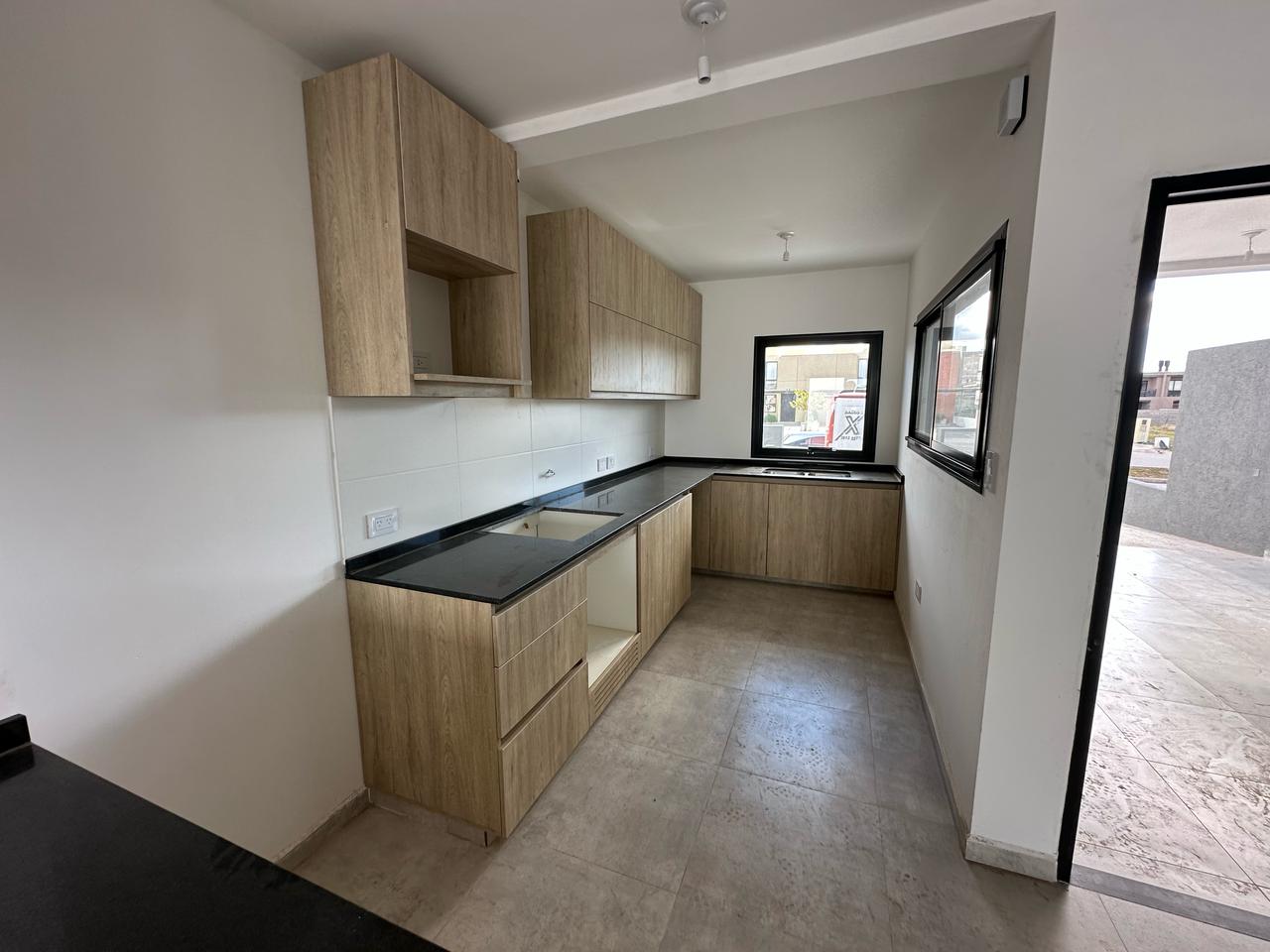 DUPLEX 3 DORMITORIOS – DOCTA URBANIZACIÓN INTELIGENTE
