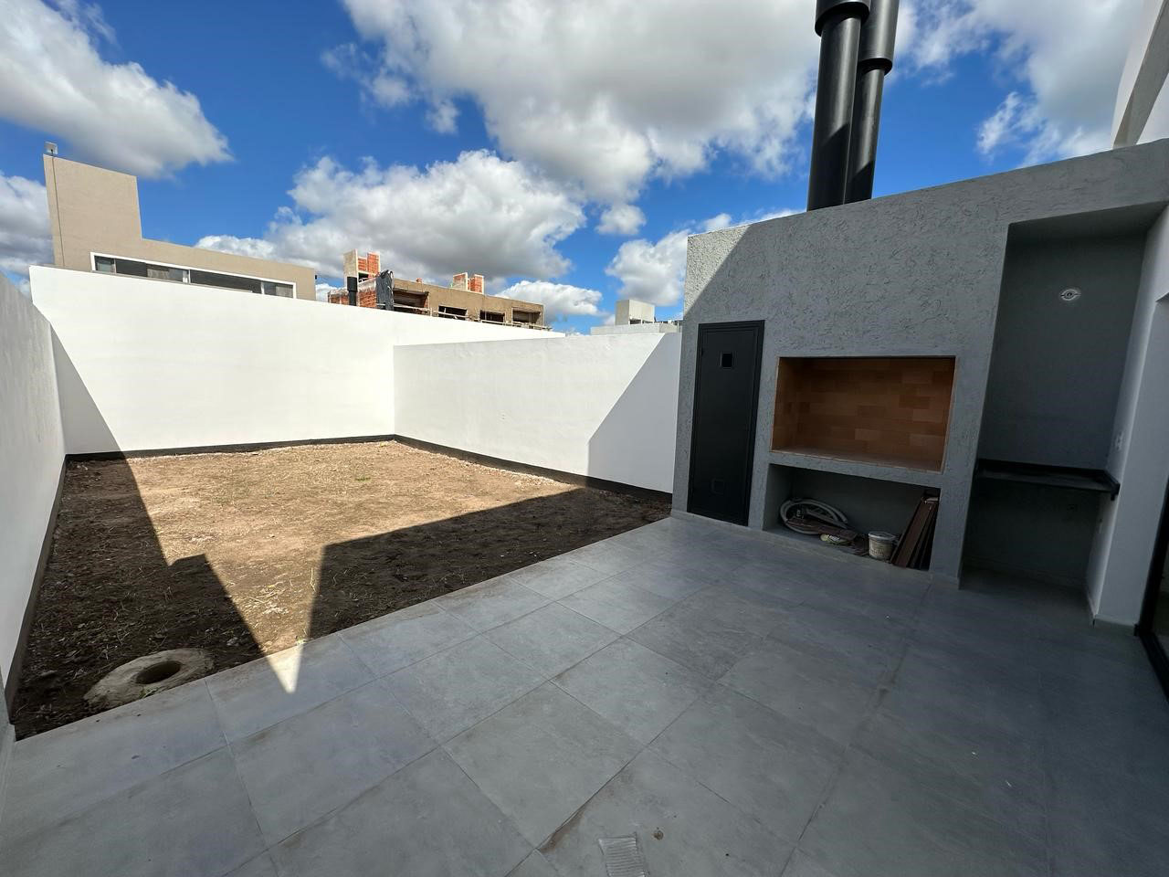 DUPLEX 3 DORMITORIOS – DOCTA URBANIZACIÓN INTELIGENTE