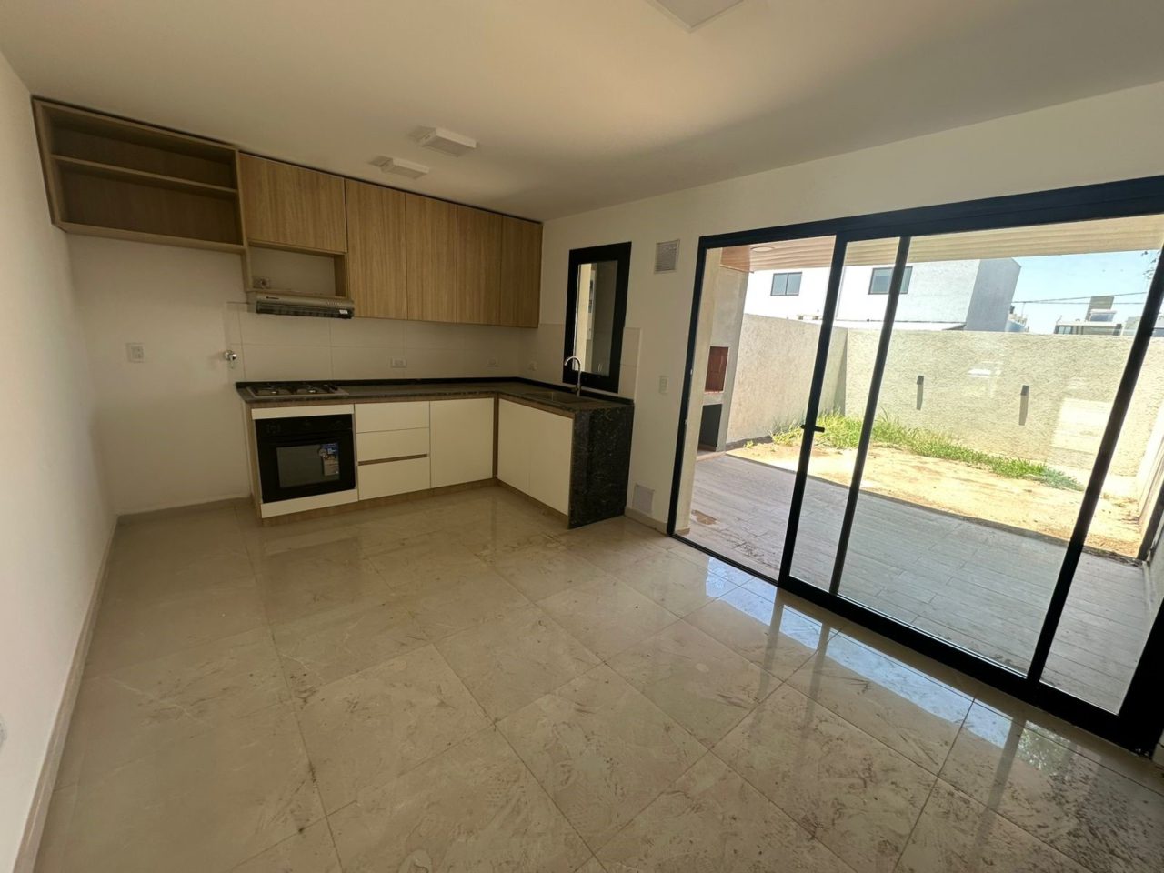 DUPLEX 2 DORMITORIOS – DOCTA URBANIZACIÓN INTELIGENTE, SECTOR MALAGUEÑO