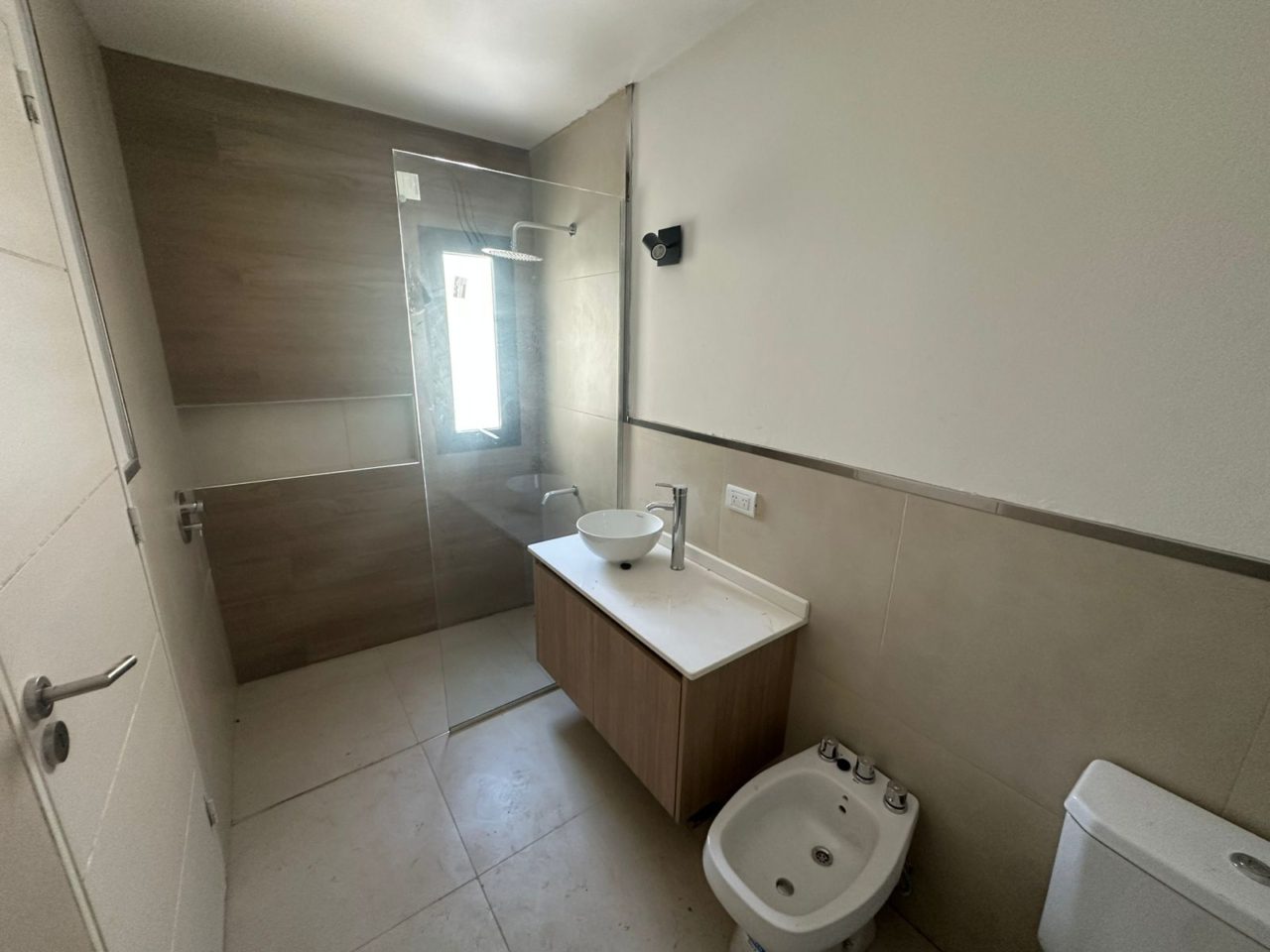 DUPLEX 2 DORMITORIOS – DOCTA URBANIZACIÓN INTELIGENTE, SECTOR MALAGUEÑO