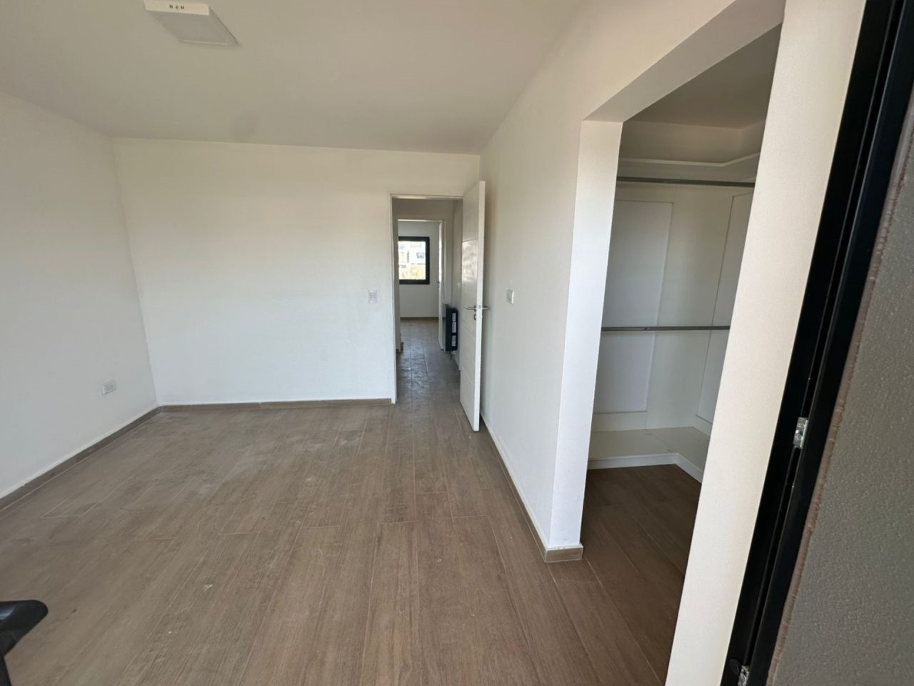 DUPLEX 2 DORMITORIOS – DOCTA URBANIZACIÓN INTELIGENTE, SECTOR MALAGUEÑO