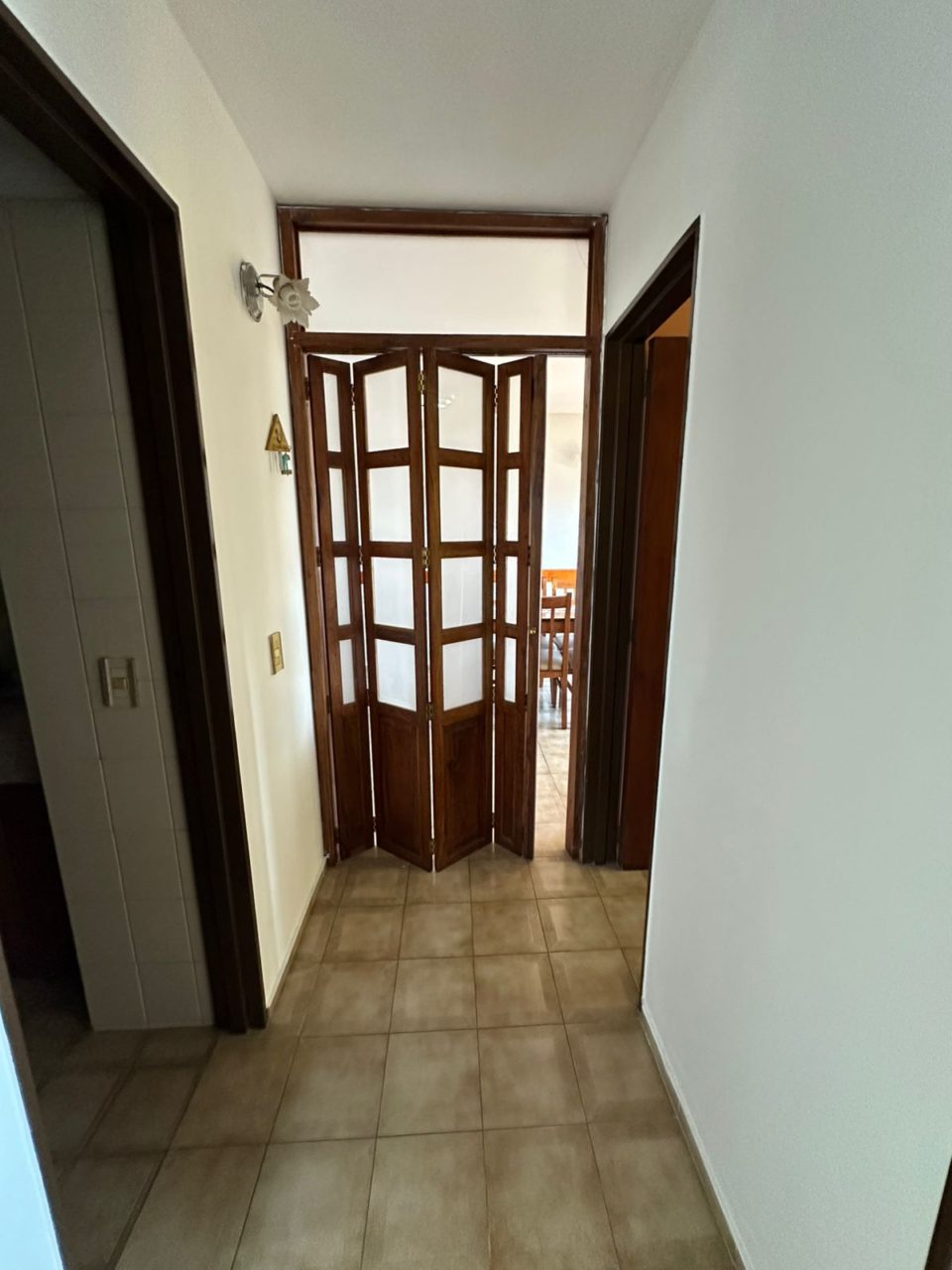 DEPARTAMENTO 2 DORMITORIOS C/ COCHERA – VILLA CARLOS PAZ, CENTRO