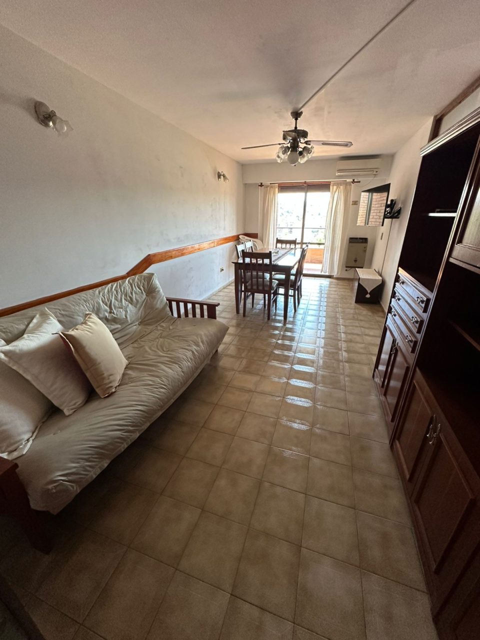 DEPARTAMENTO 2 DORMITORIOS C/ COCHERA – VILLA CARLOS PAZ, CENTRO