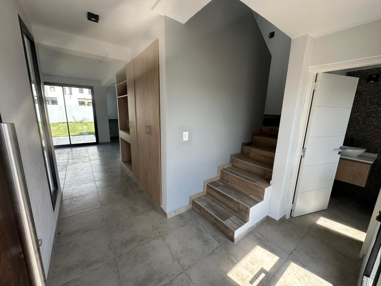 CASA 3 DORMITORIOS, FRENTE A ESPACIO VERDE – DOCTA URBANIZACIÓN INTELIGENTE, SECTOR MALAGUEÑO