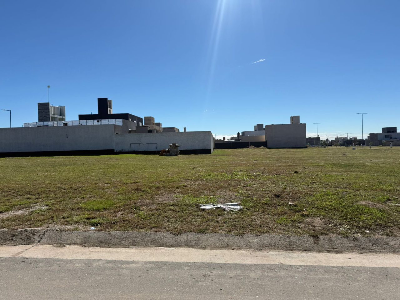LOTE 360 m2 – DOCTA UBRANIZACIÓN INTELIGENTE, A MTS DE BOULEVARD
