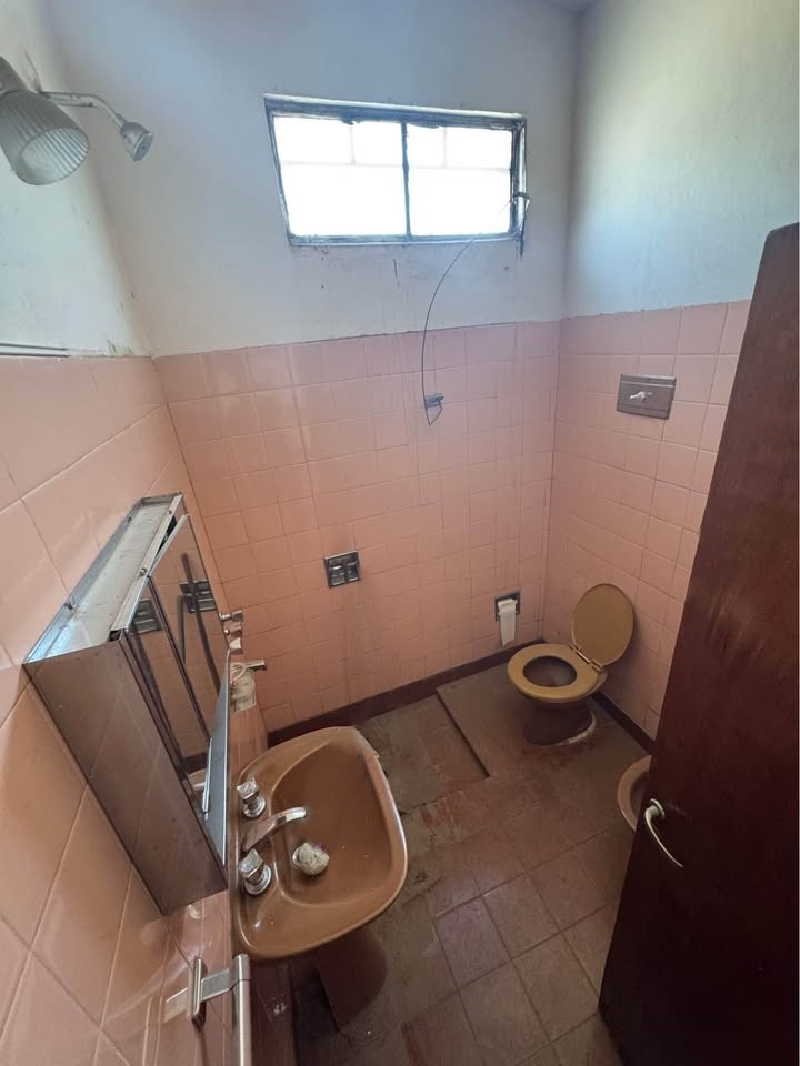 CASA ESQUINA 2 DORMITORIOS – VILLA EL LIBERTADOR
