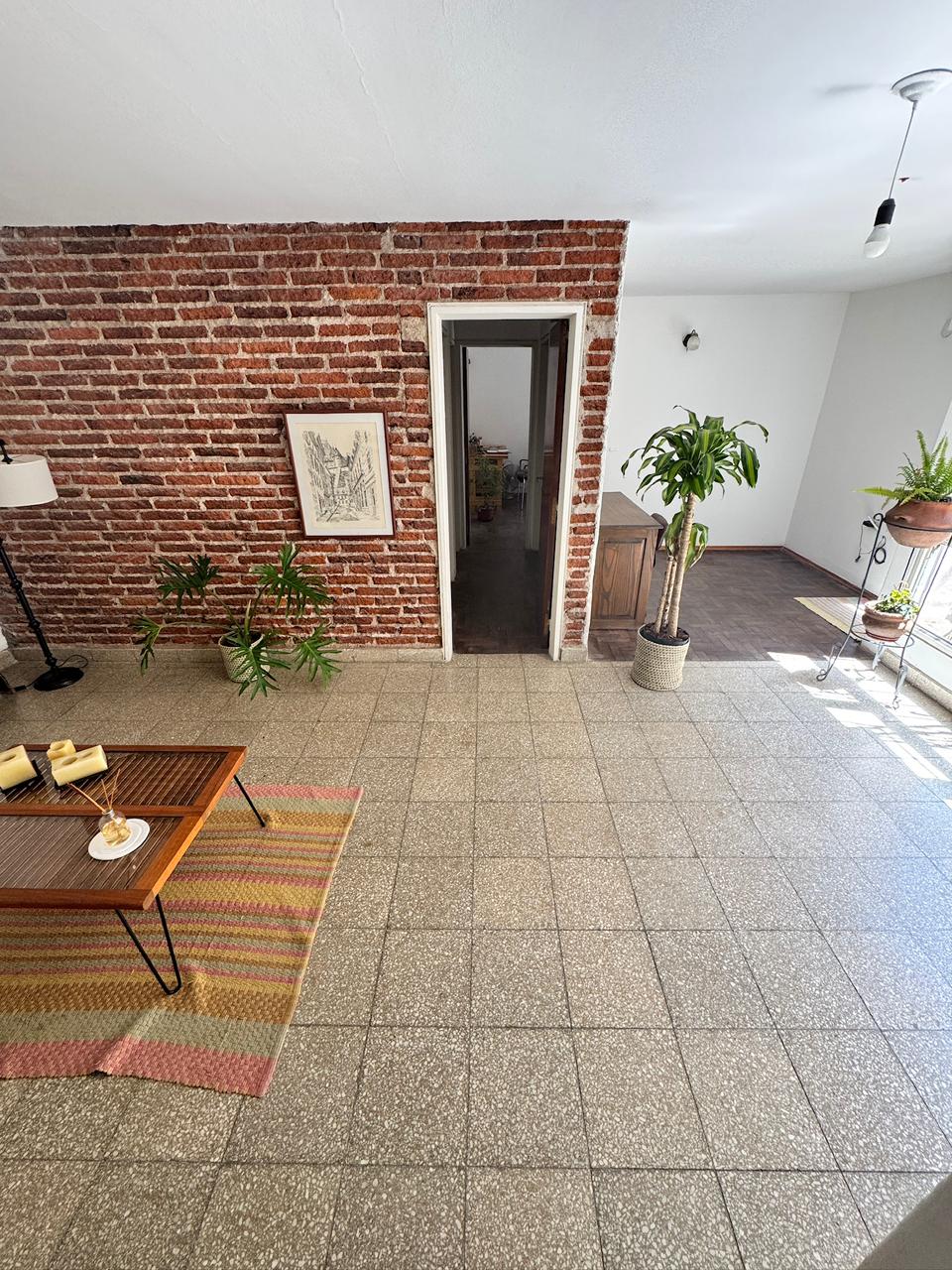 DEPARTAMENTO 2 DORMITORIOS C/ COCHERA – B° VILLA CABRERA