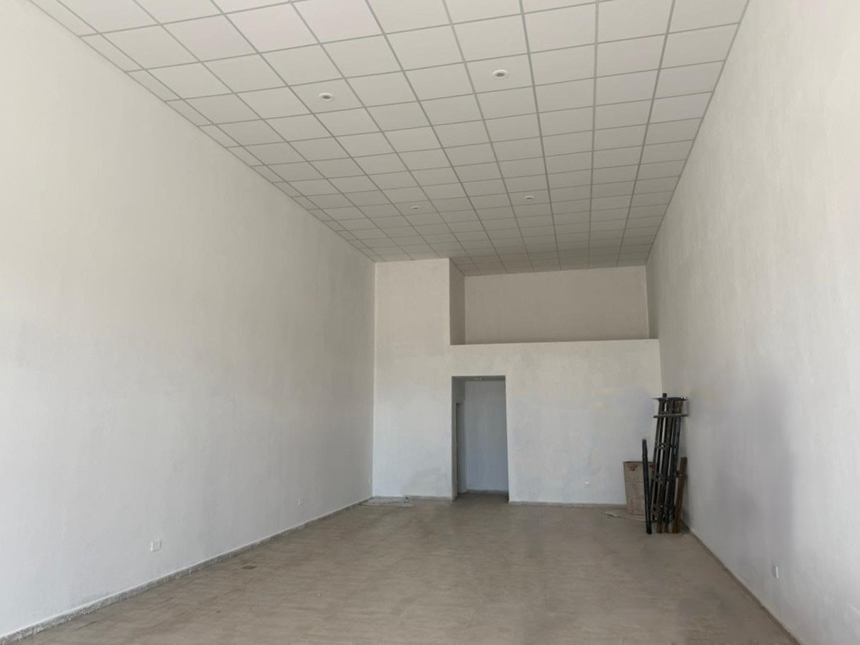 LOCAL COMERCIAL 120m2 – DOCTA URBANIZACIÓN INTELIGENTE, EXCELENTE UBICACIÓN