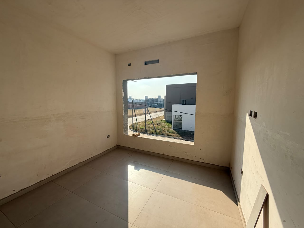 DUPLEX 3 DORMITORIOS – DOCTA URBANIZACIÓN INTELIGENTE