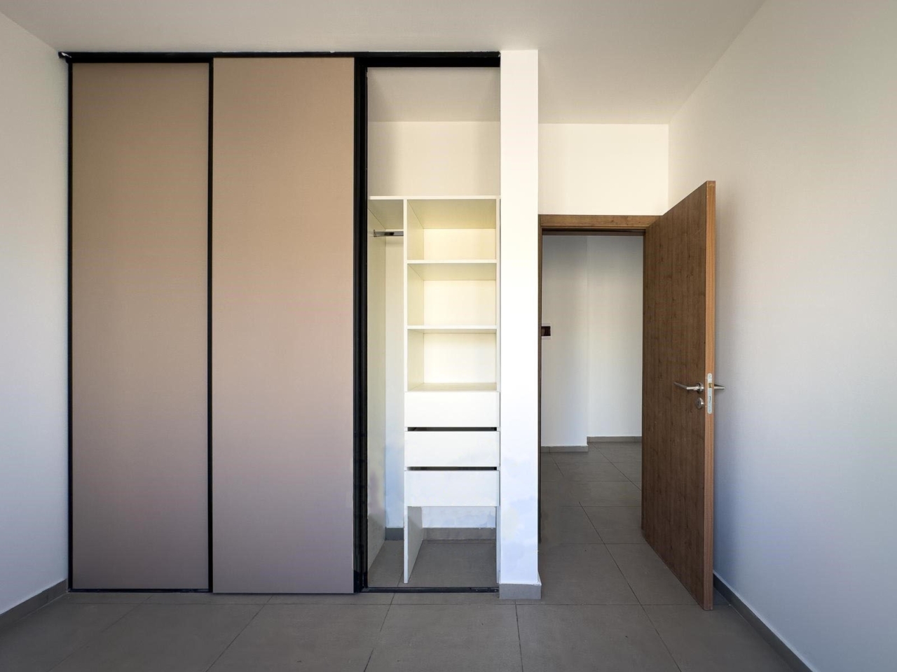 DUPLEX 2 DORMITORIOS – HOUSING SAVONA, DOCTA URBANIZACIÓN INTELIGENTE