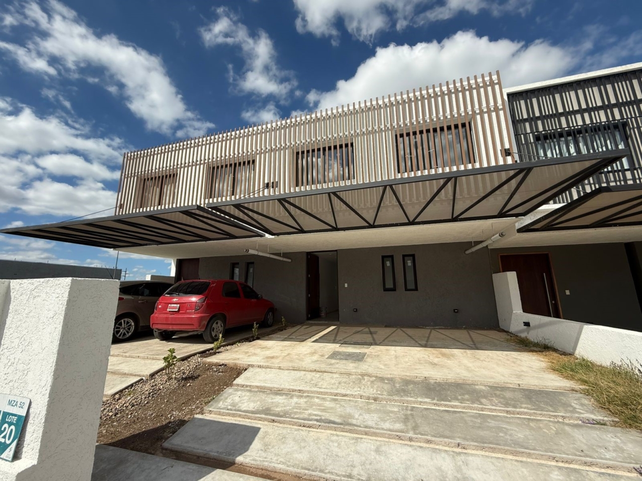 DUPLEX 3 DORMITORIOS – SOLARES DE MANANTIALES