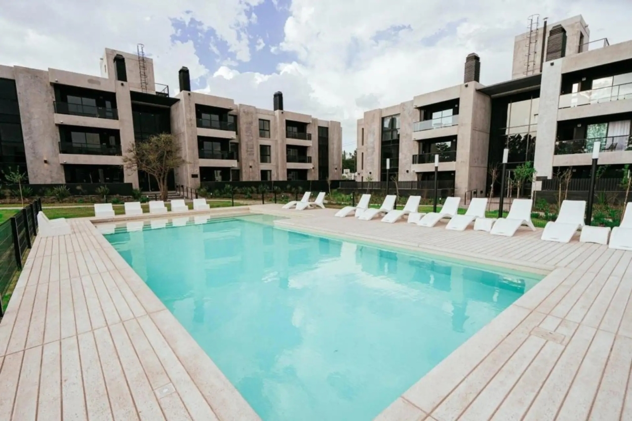 DEPARTAMENTO 3 DORMITORIOS – COMPLEJO GARDERIE