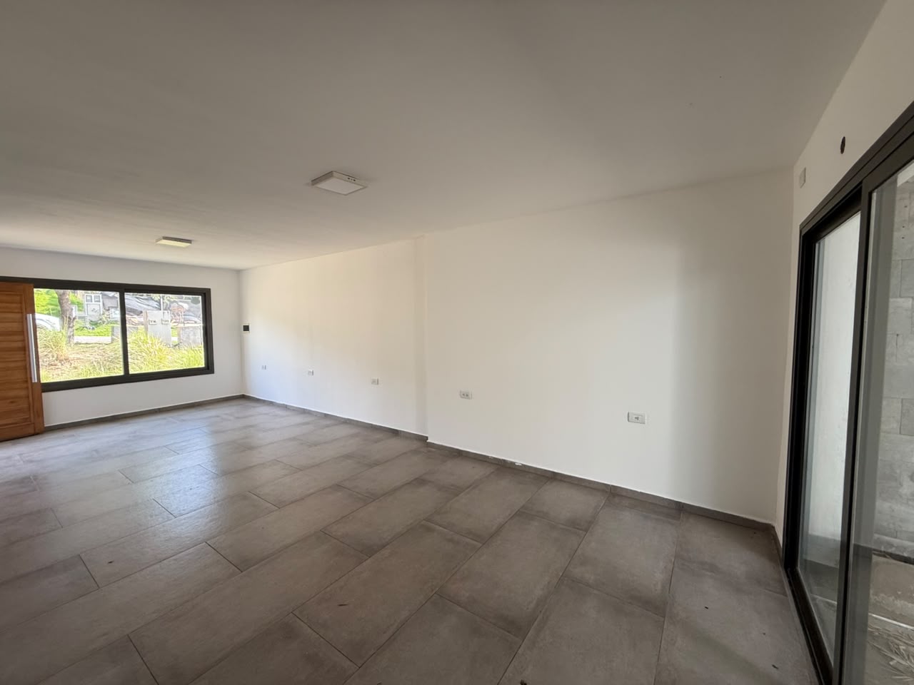 CASA DE CATEGORÍA, 3 DORMITORIOS – LAS CAÑITAS BARRIO PRIVADO, MALAGUEÑO