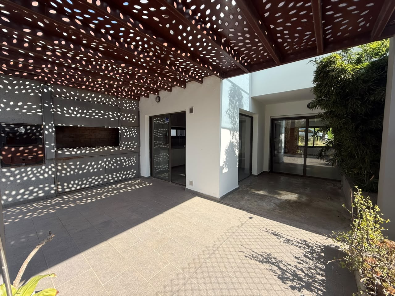 CASA DE CATEGORÍA, 3 DORMITORIOS – LAS CAÑITAS BARRIO PRIVADO, MALAGUEÑO