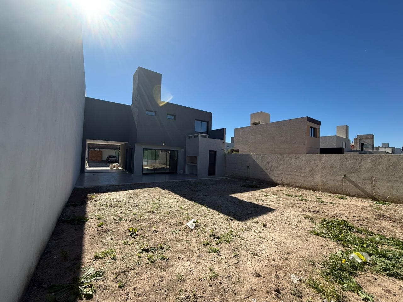 CASA 3 DORMITORIOS – DOCTA URBANIZACIÓN INTELIGENTE