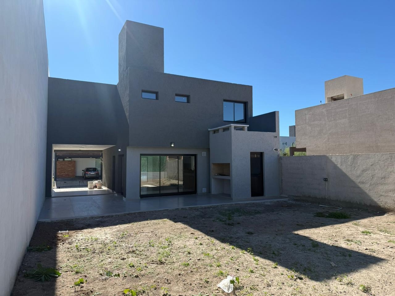 CASA 3 DORMITORIOS – DOCTA URBANIZACIÓN INTELIGENTE