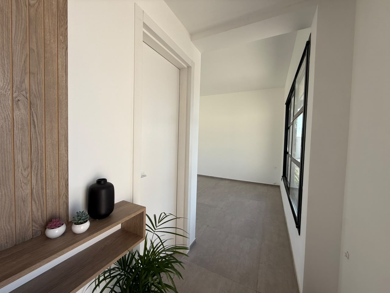 CASA DE CATEGORÍA, 2 DORMITORIOS – DOCTA URBANIZACIÓN INTELIGENTE, SECTOR MALAGUEÑO