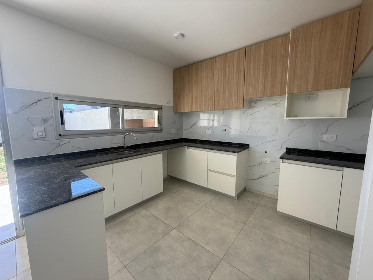 DUPLEX 3 DORMITORIOS – DOCTA URBANIZACIÓN INTELIGENTE, ETAPA 2