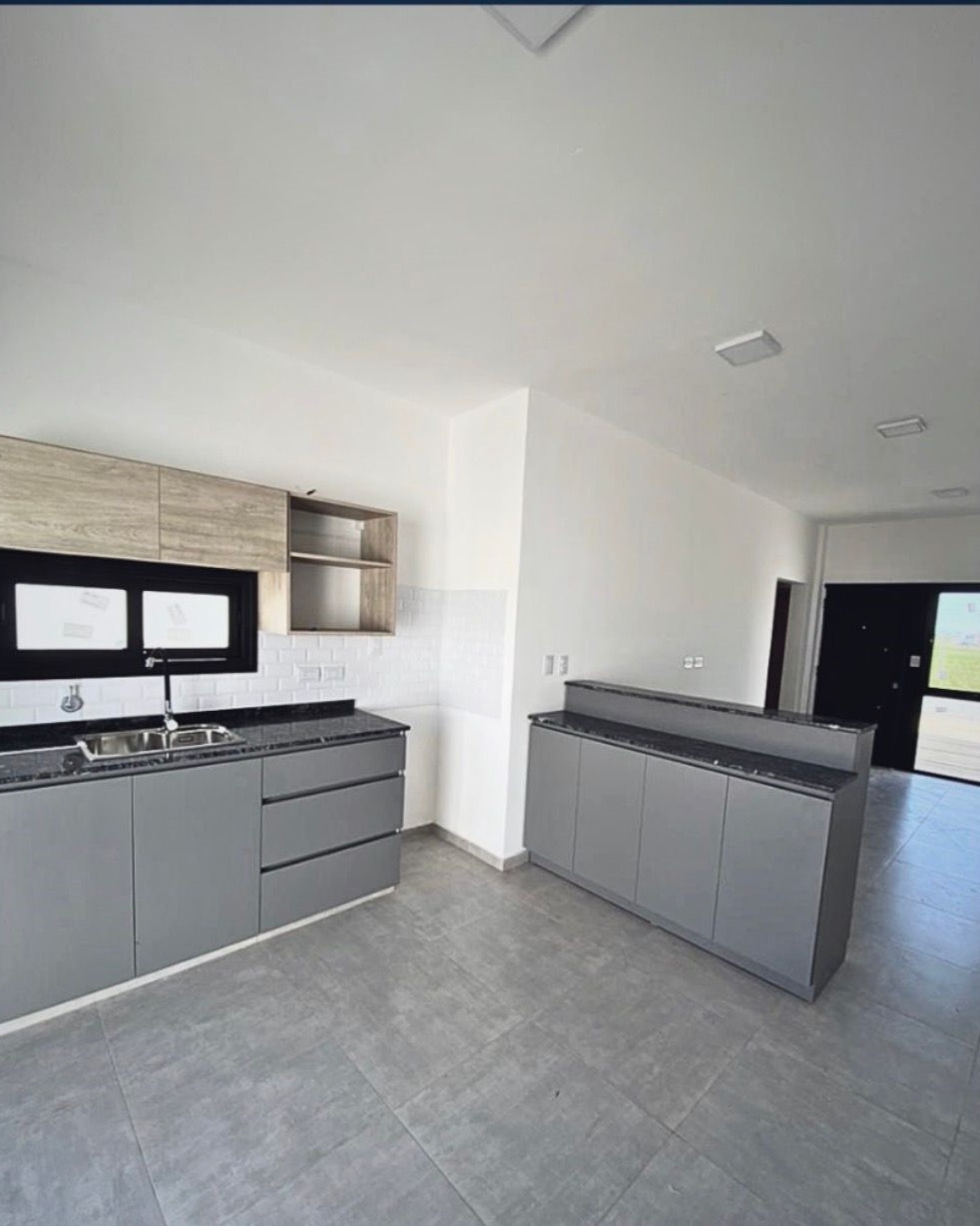 DUPLEX 2 DORMITORIOS – BRISAS DE MANANTIALES, MANANTIALES II