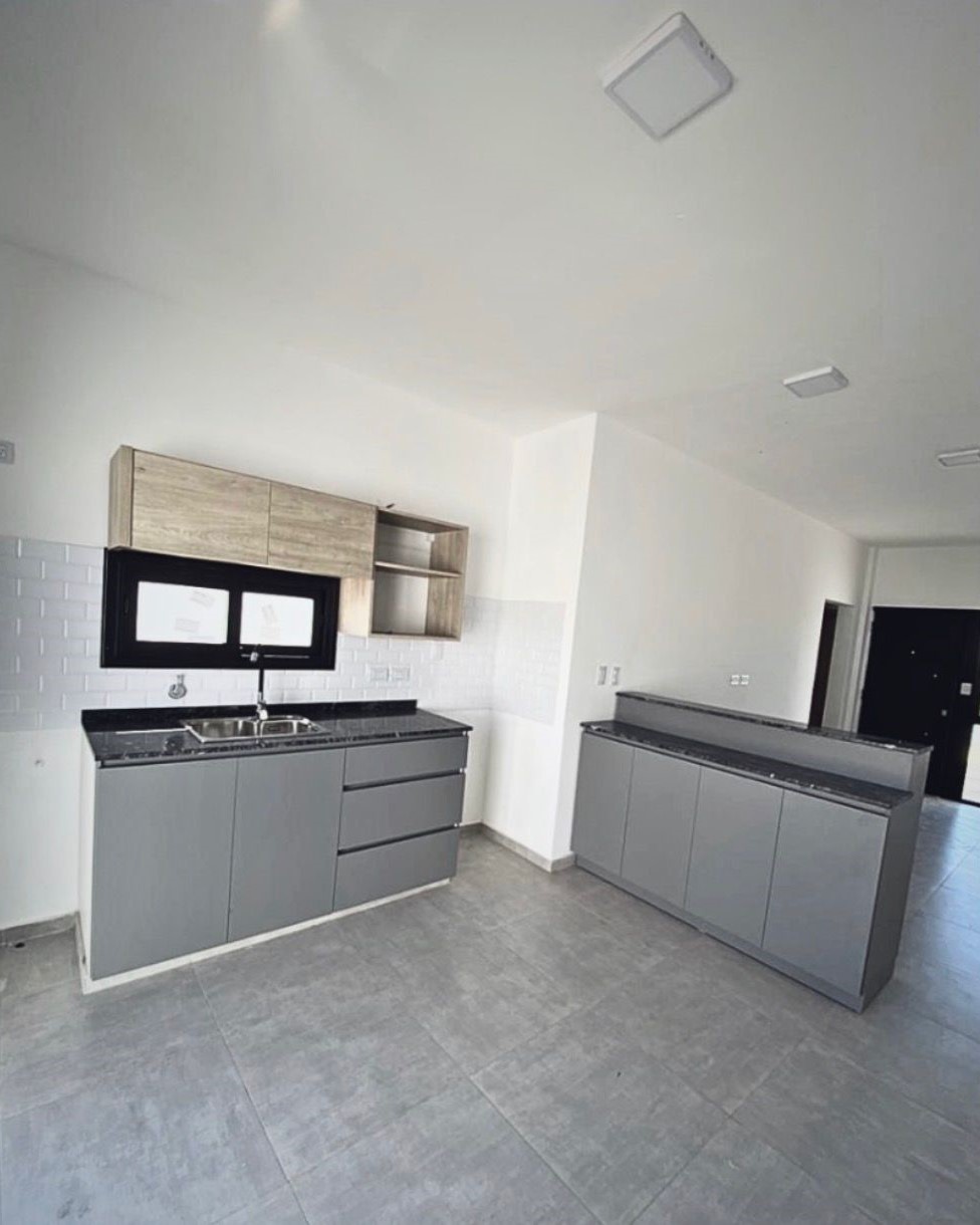 DUPLEX 2 DORMITORIOS – BRISAS DE MANANTIALES, MANANTIALES II