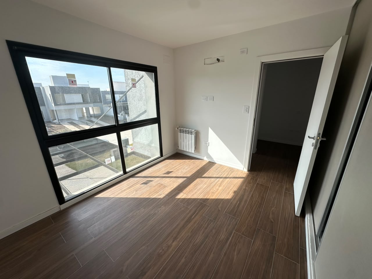 DUPLEX 3 DORMITORIOS – COLINAS DE MANANTIALES