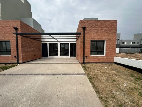 DUPLEX 2 DORMITORIOS – QUEBRADAS DE MANANTIALES, MANANTIALES II