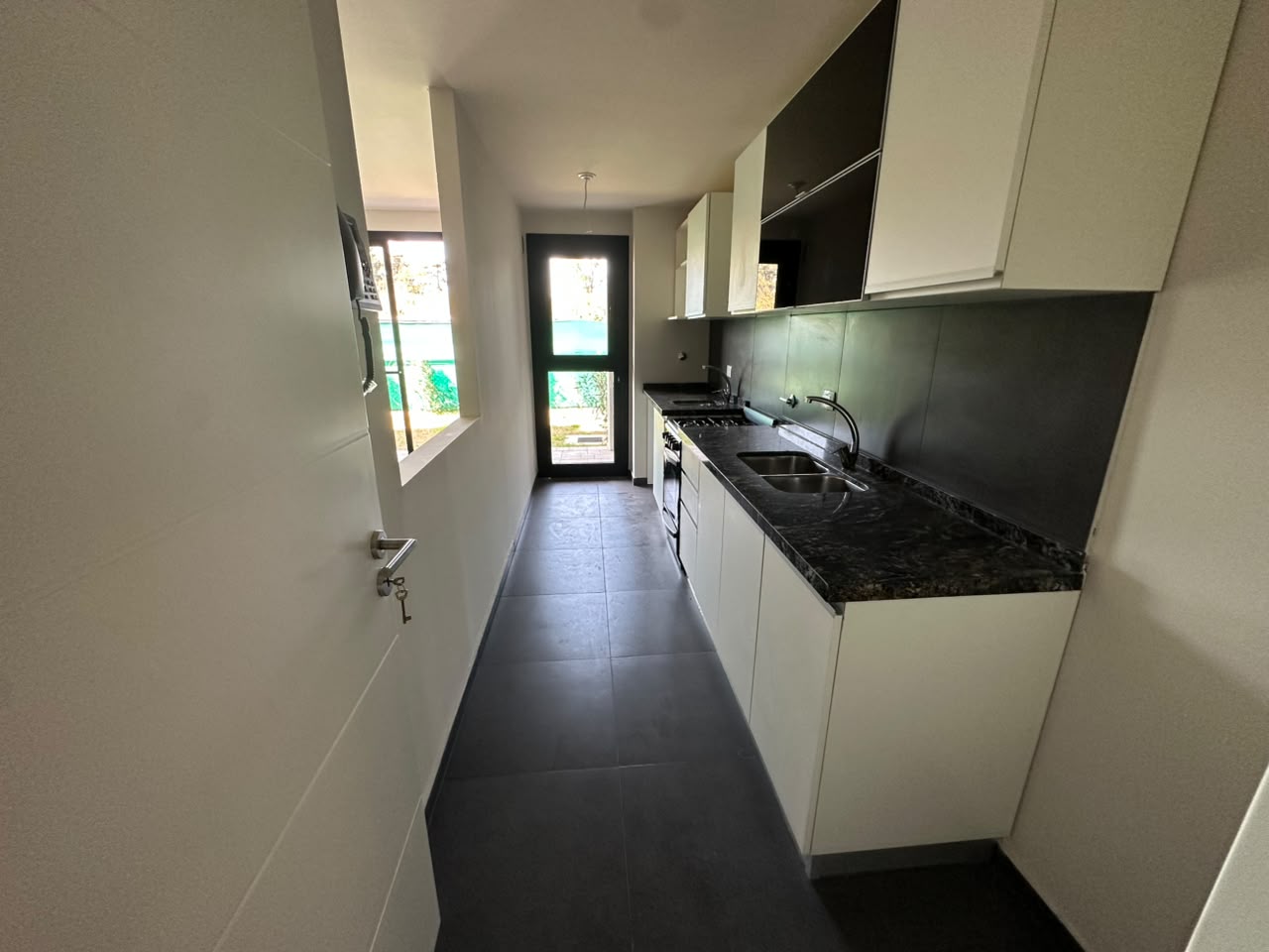DEPARTAMENTO 3 DORMITORIOS – COMPLEJO GARDERIE