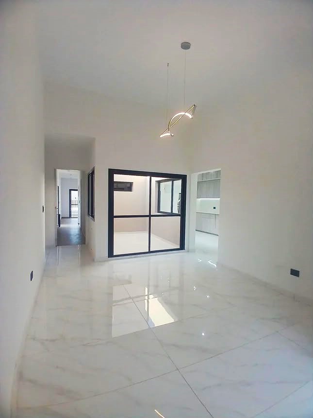 CASA B° ESCOBAR – 3 DORMITORIOS