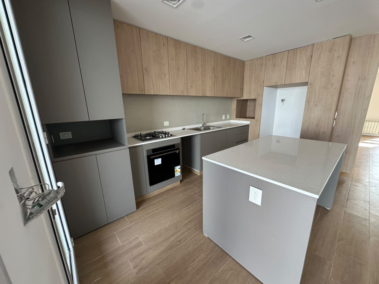 DUPLEX 3 DORMITORIOS – DOCTA URBANIZACIÓN INTELIGENTE, ETAPA 1